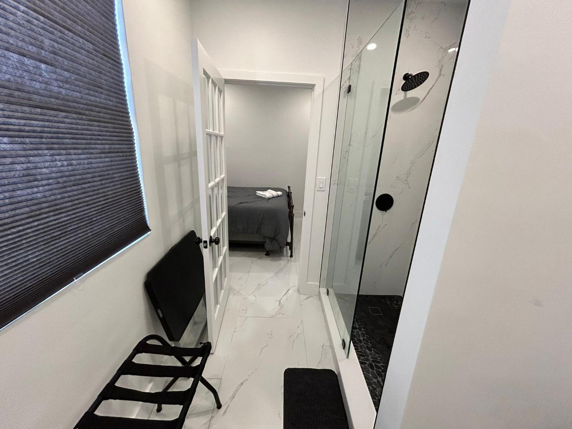 Private Rooms Close To Miami Airport - Free Parking - 01 Bagian luar foto