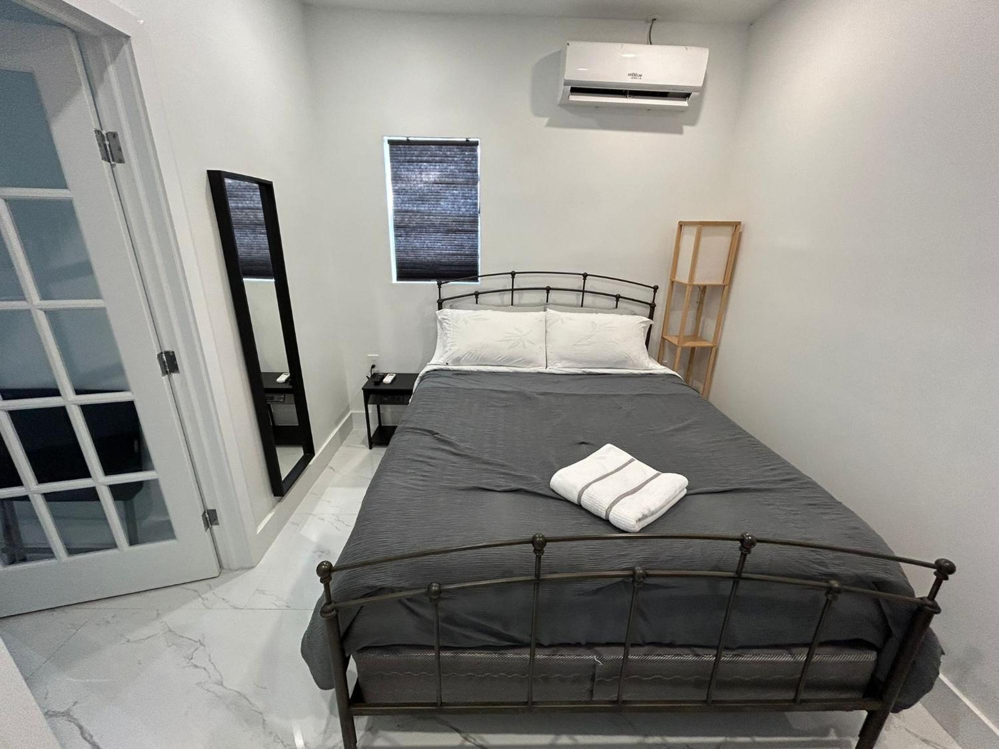 Private Rooms Close To Miami Airport - Free Parking - 01 Bagian luar foto